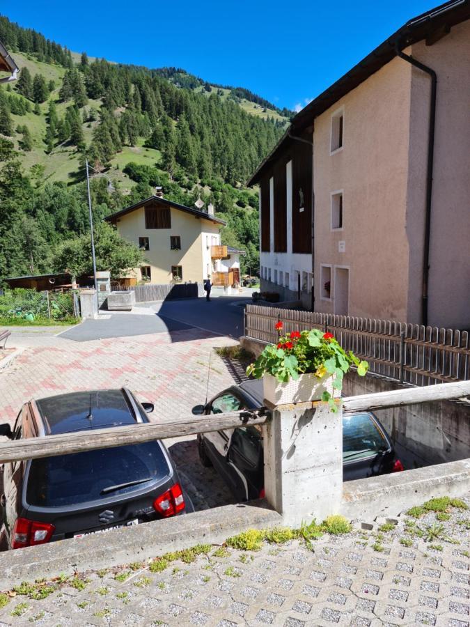 Lumpaz Apartment Santa Maria Val Muestair Exterior photo